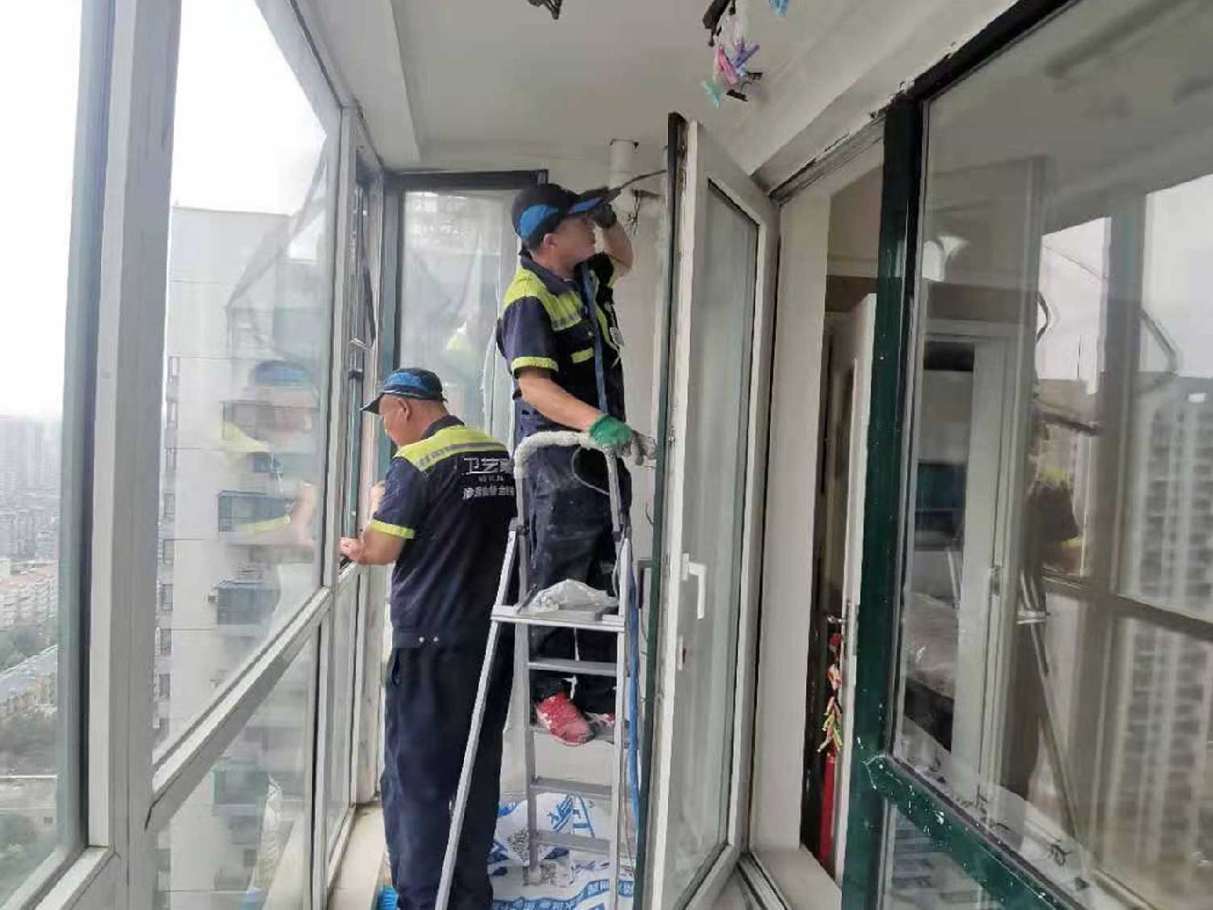 朝阳阳台漏水维修